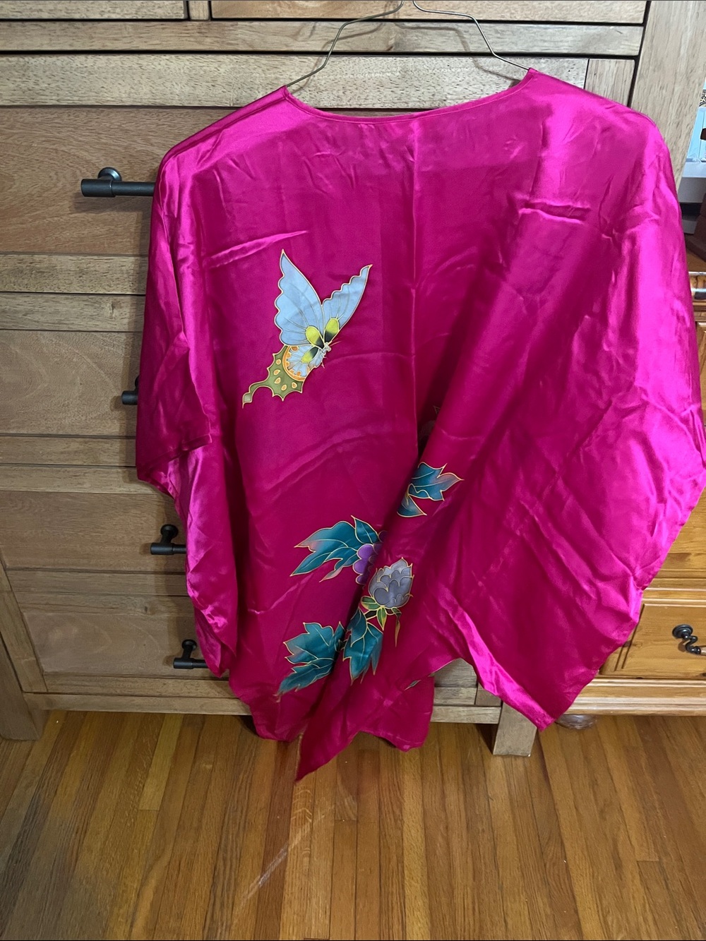 Vibrant Fuchsia Silk Tunic with Floral Print - Picture 4 of 5